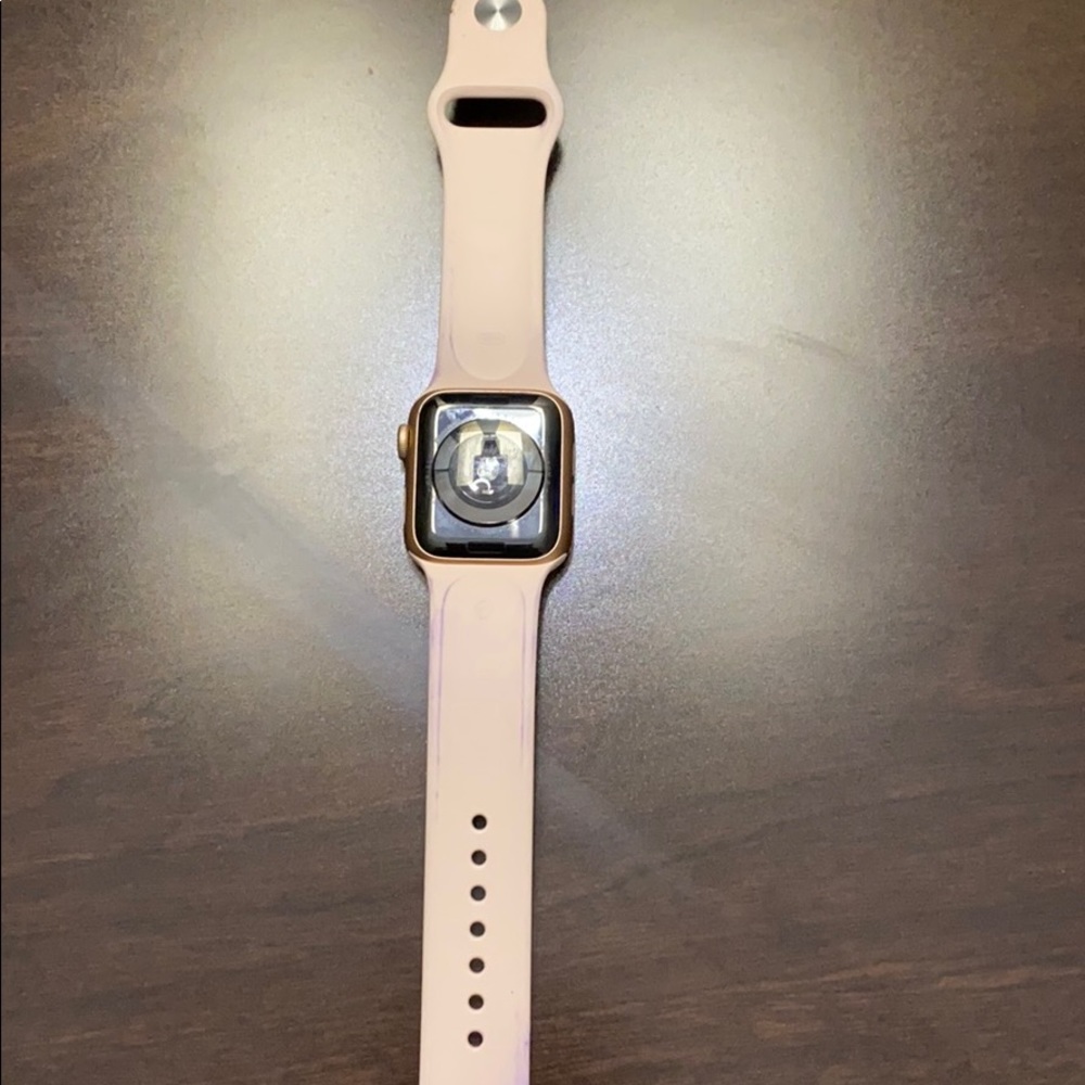 Watch - Picture 3 of 4